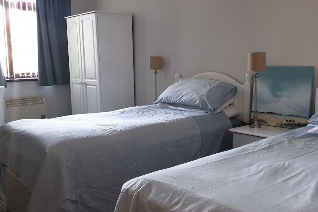 Seafront Apartment, Ground Floor, Free Parking Newcastle  Exterior photo